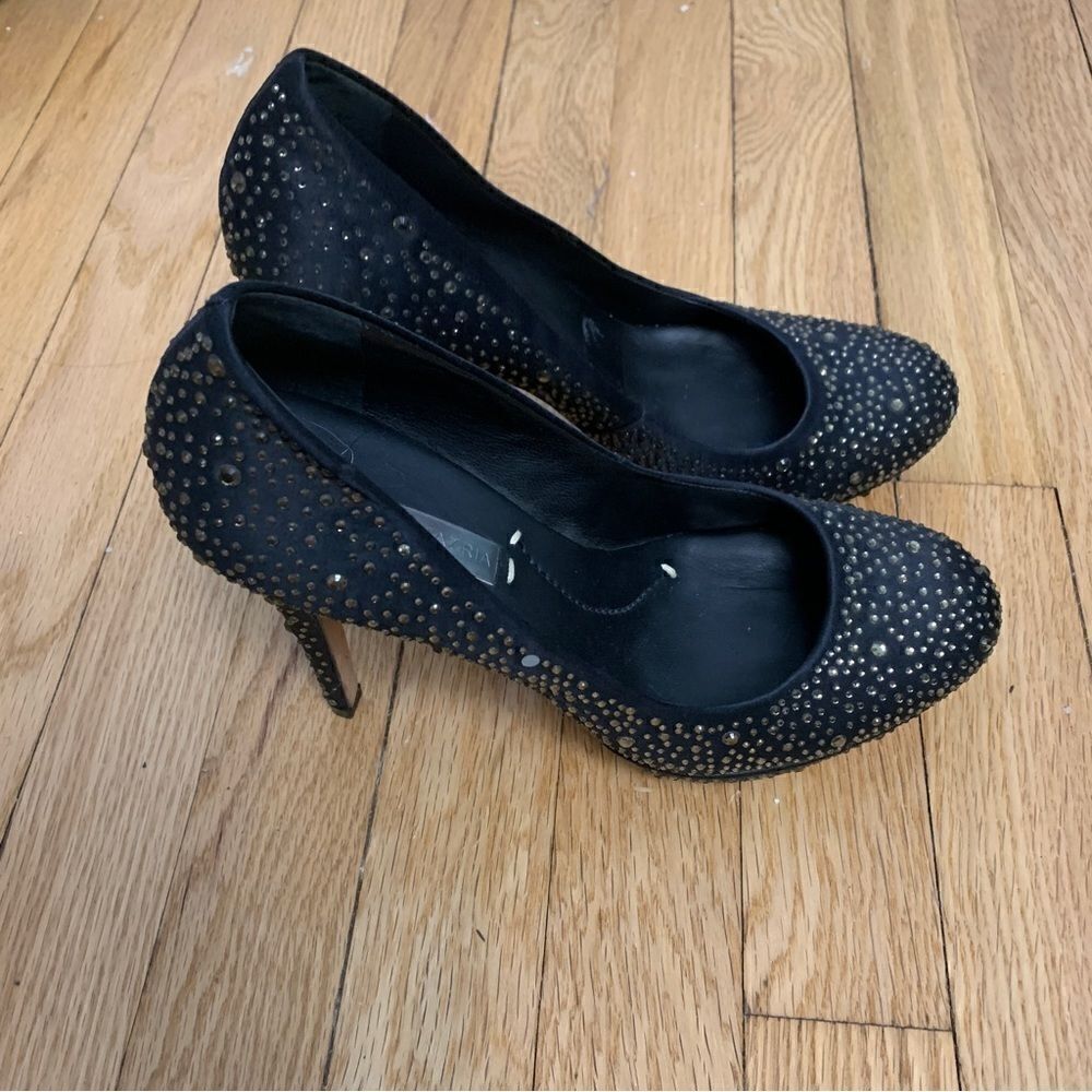 BCBG MaxAzria size 8.5 black rhinestone heels